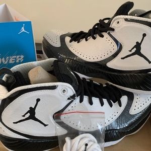 COPY - Jordan 2012 black and white